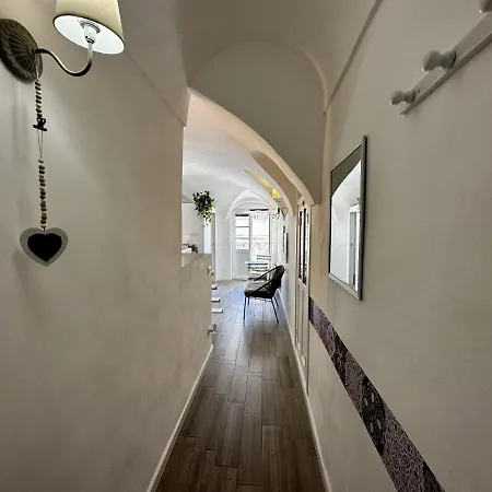 公寓 Cavour 26 - Pieno Centro A